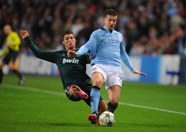 锋的牵制获 锋的牵制获