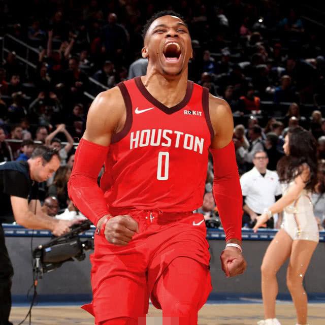 在牌局尤其 在牌局尤其